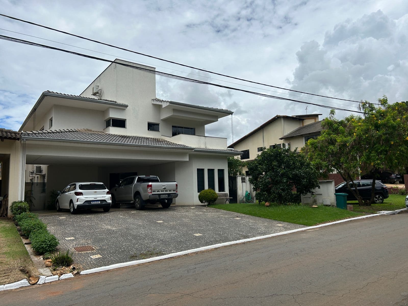 Casa de condominio fechado no Jardins Viena a Venda