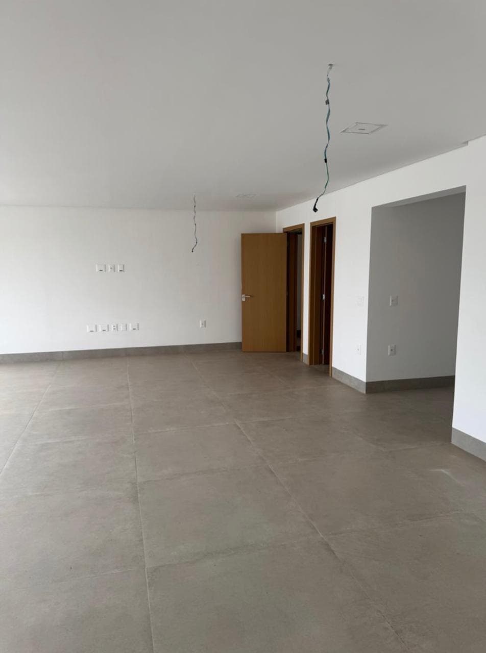Treze 36 apartamento de 4 suítes no setor Marista