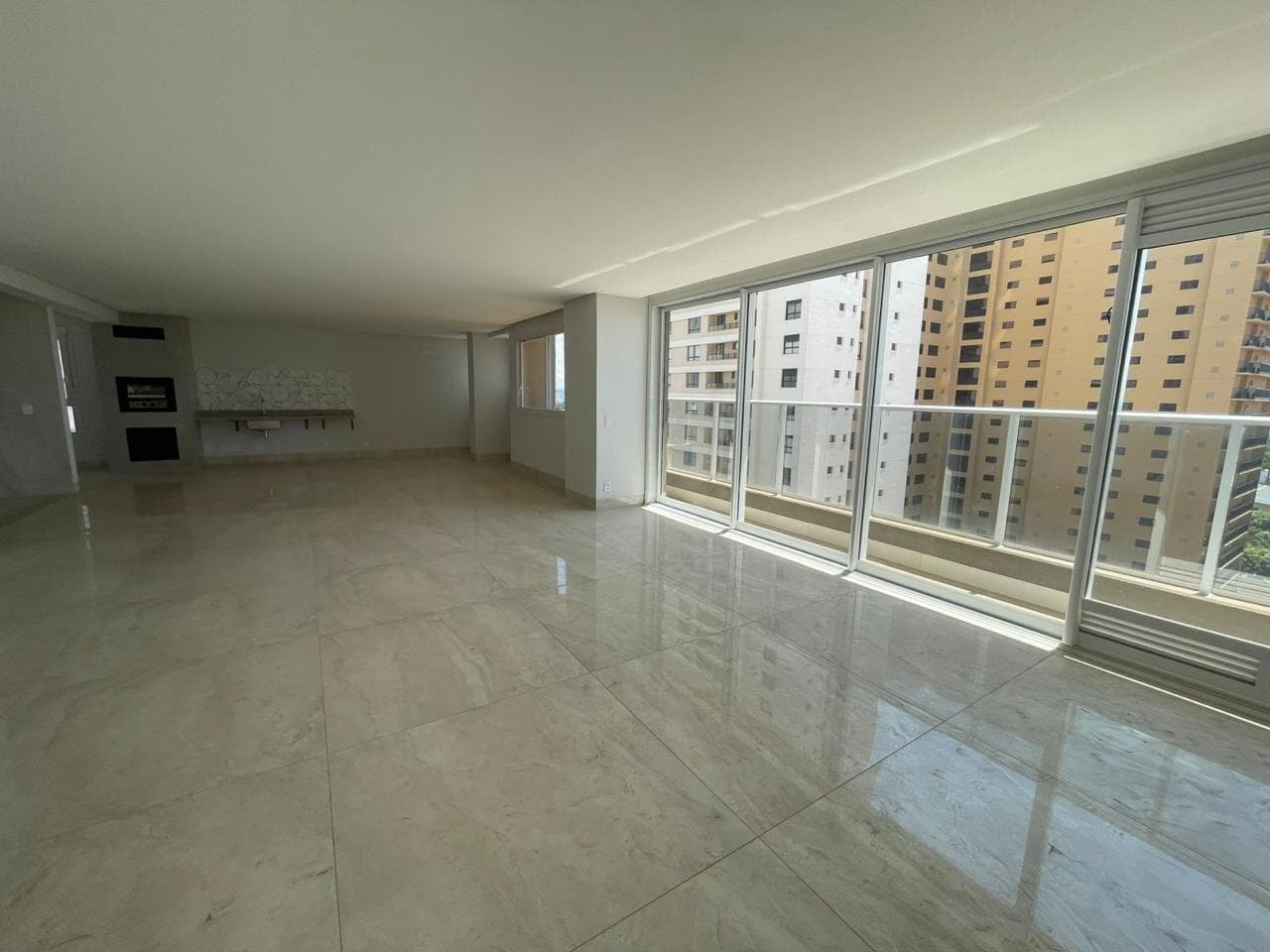 Apartamento 4 suítes 360 m² no Jardim Goiás Goiânia