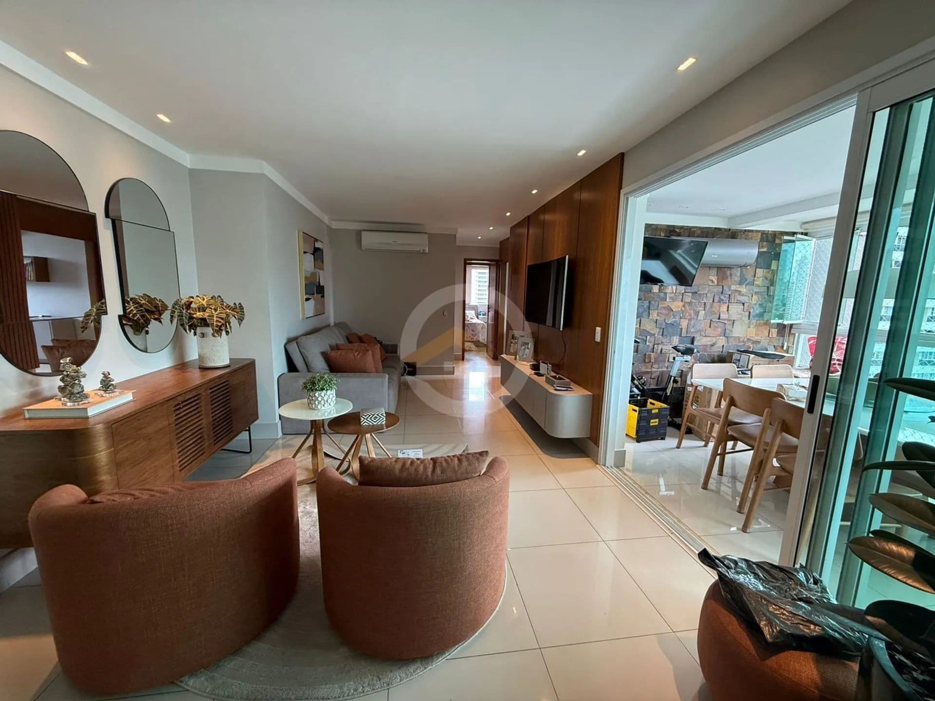 OPORTUNIDADE NO SETOR BUENO | 144m² - 3 SUÍTES - 100% NASCENTE