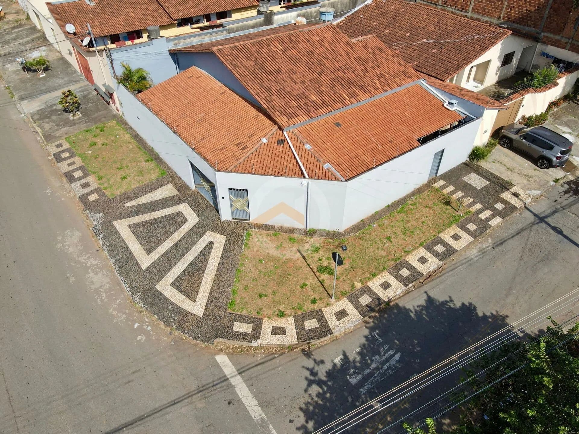 Casa 3 quartos no Parque Amazônia - De esquina - com área de churrasco