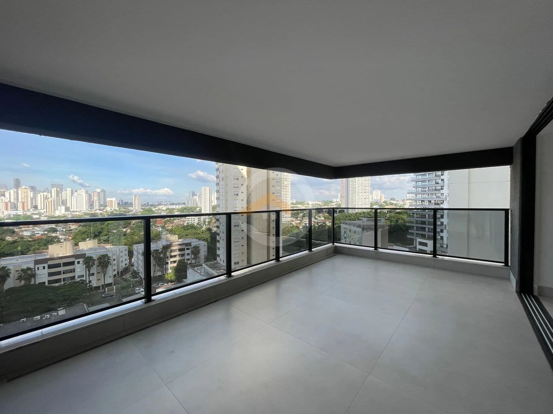 Apartamento 4 suítes no Setor Marista