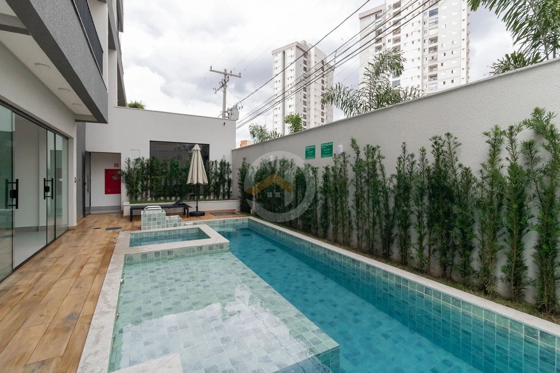 Apartamento pronto para morar 2 quartos ao lado do Parque Cascavel