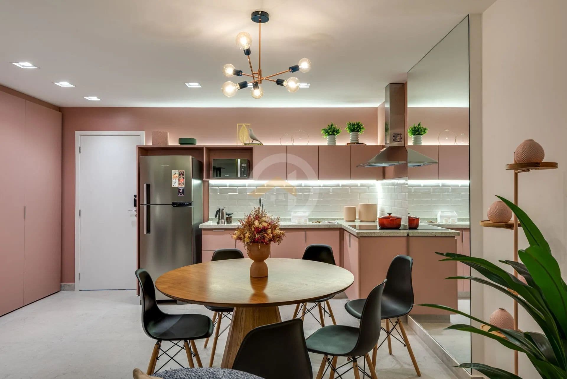 Apto Garden 2 Suítes na Av. T-9 Bueno – 92m² Pronto para Mudar!