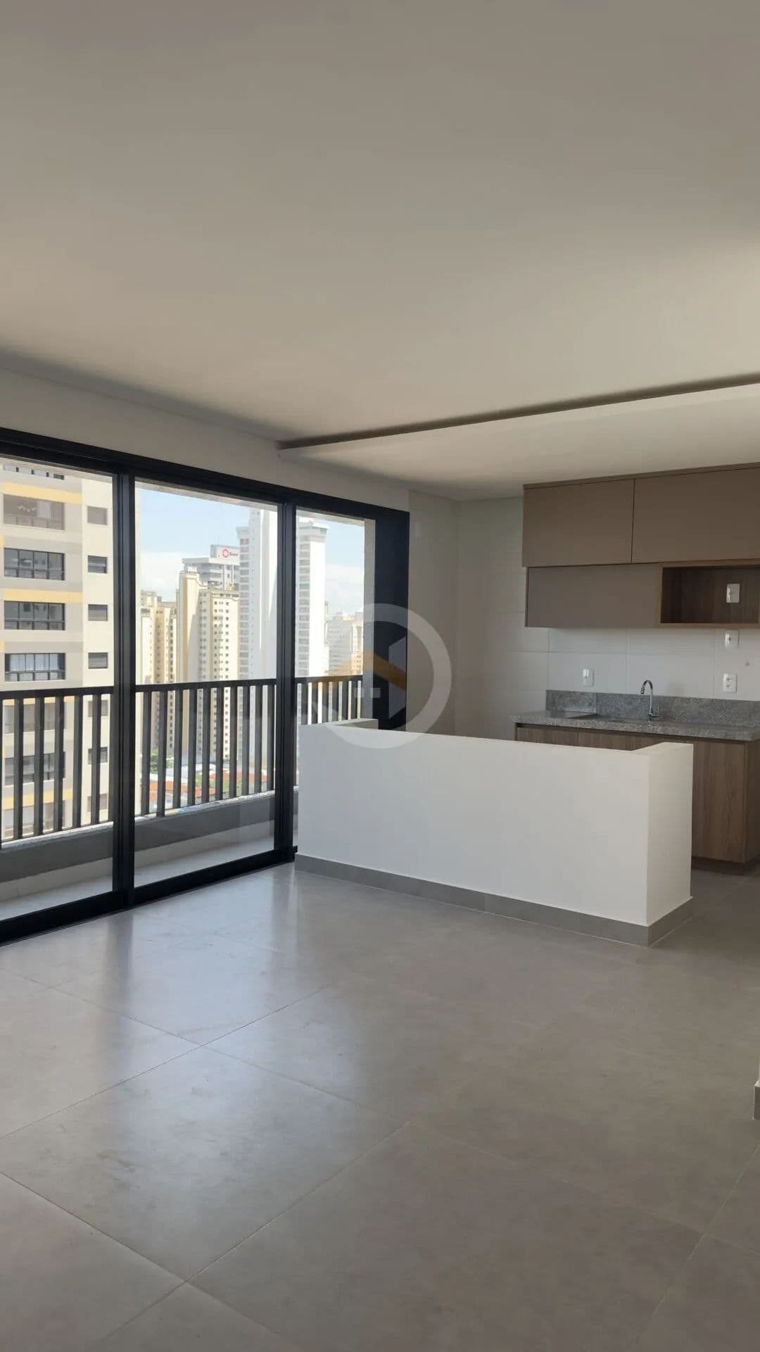 Apartamento 3 Suítes com Armários, 104m2, Setor Bueno