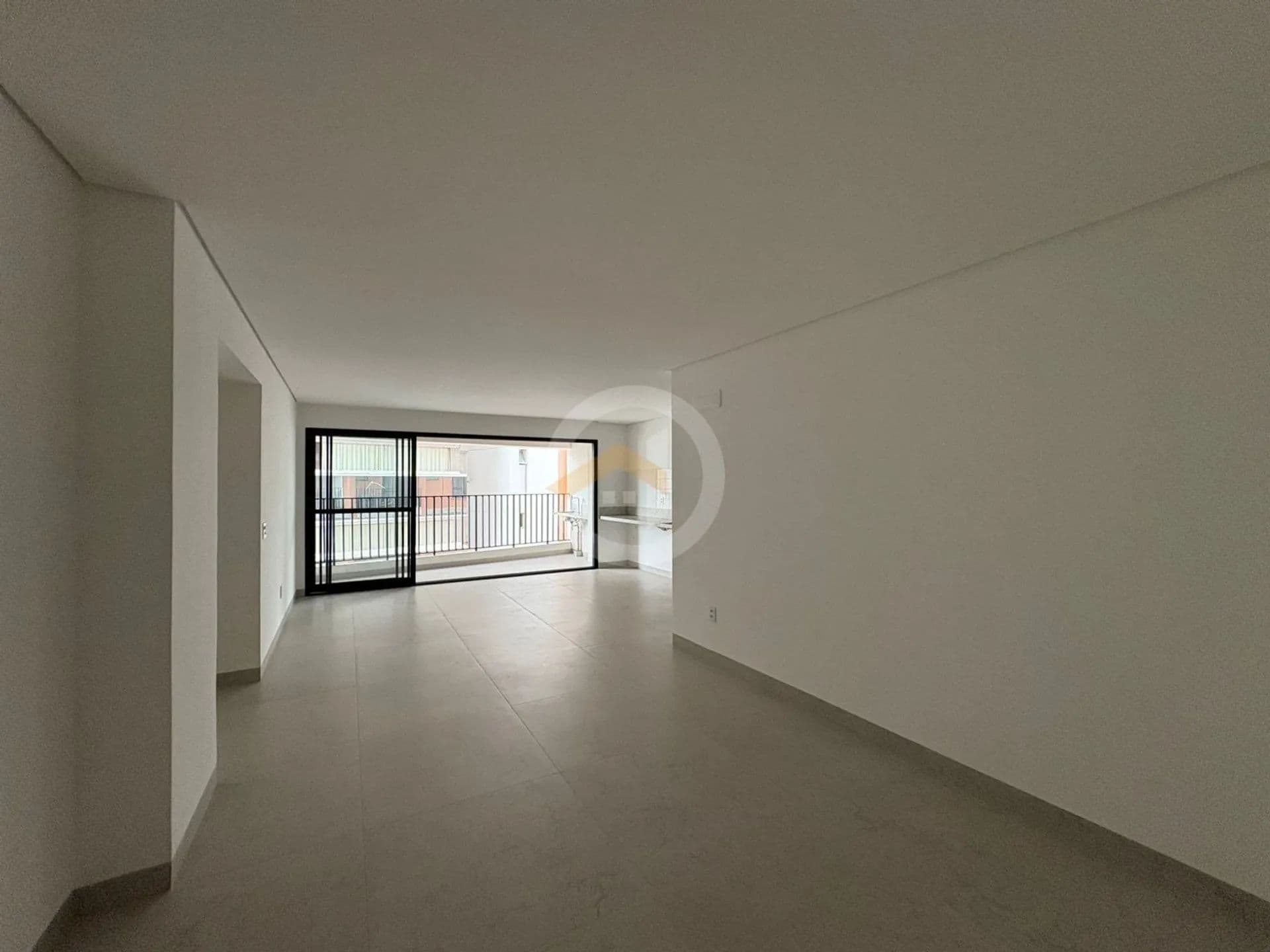 Apartamento 3 suítes no Setor Oeste