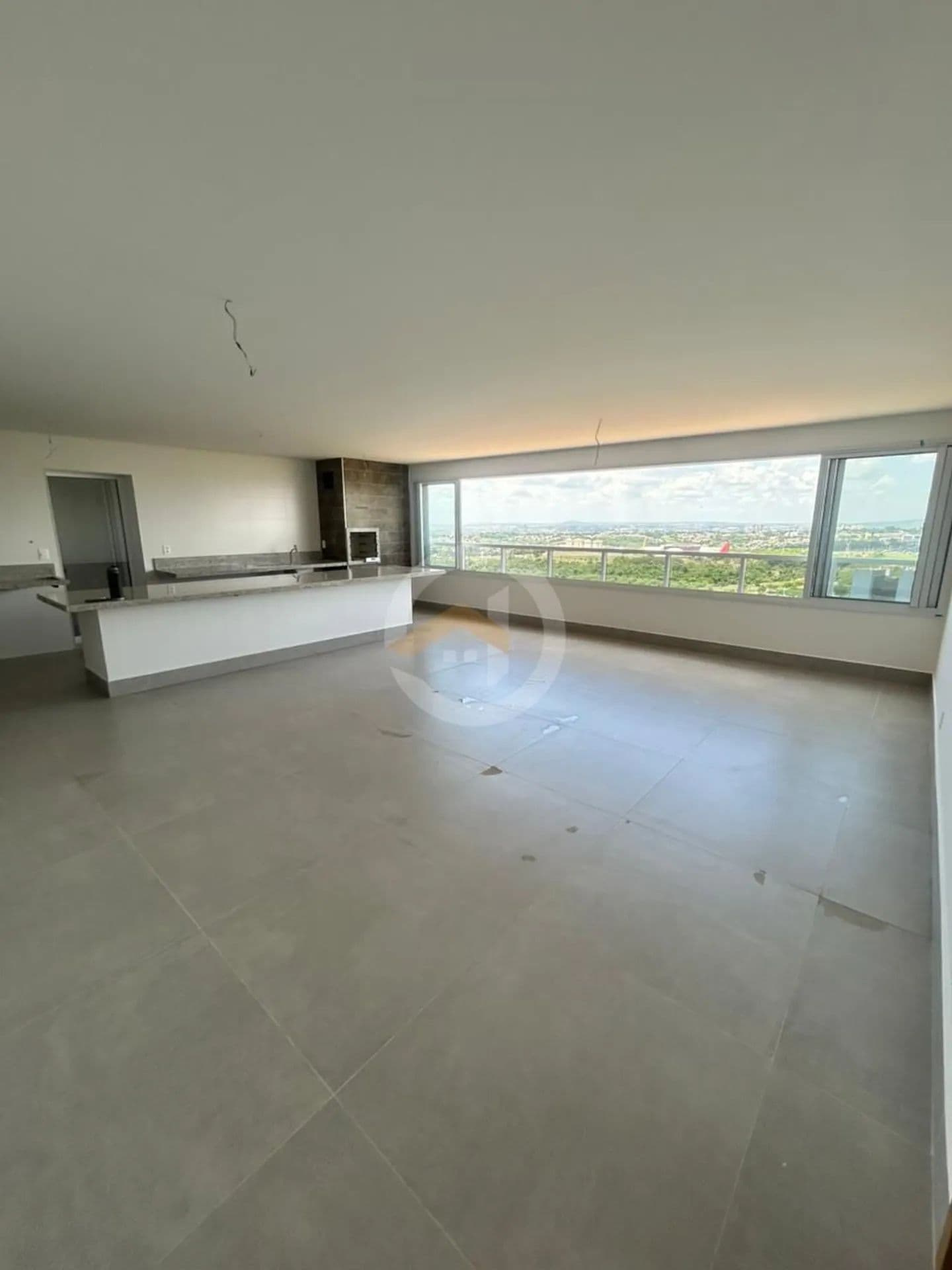 Apartamento de 3 Quartos no Europark