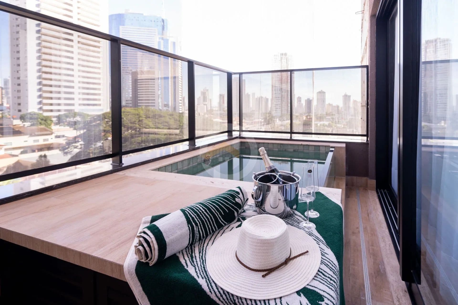 Apartamento no Marista, vizinho do Bougainville Shopping | 3 suítes | 281 metros.