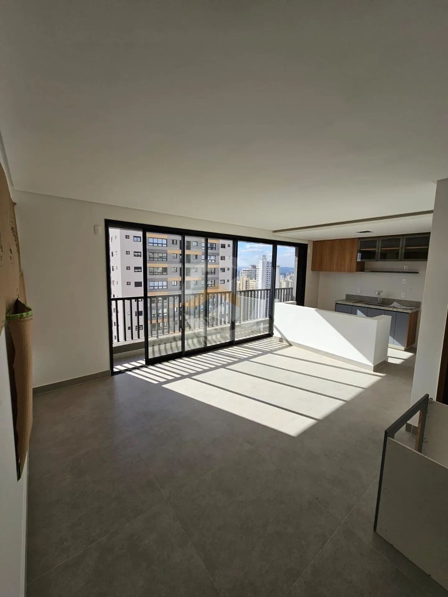 Apartamento em Setor Bueno, 3 suítes Goiânia/GO