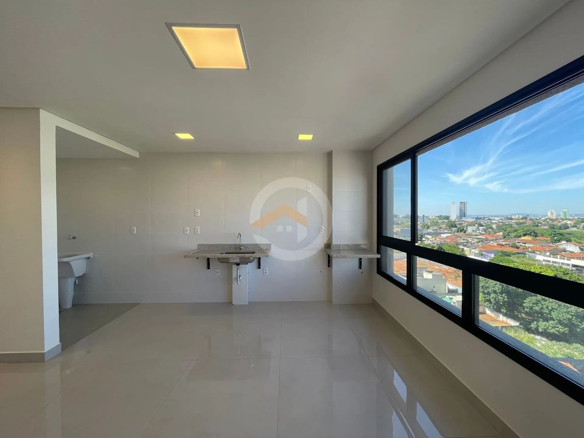 Apartamento 3 quartos, 3 suítes no Setor Serrinha