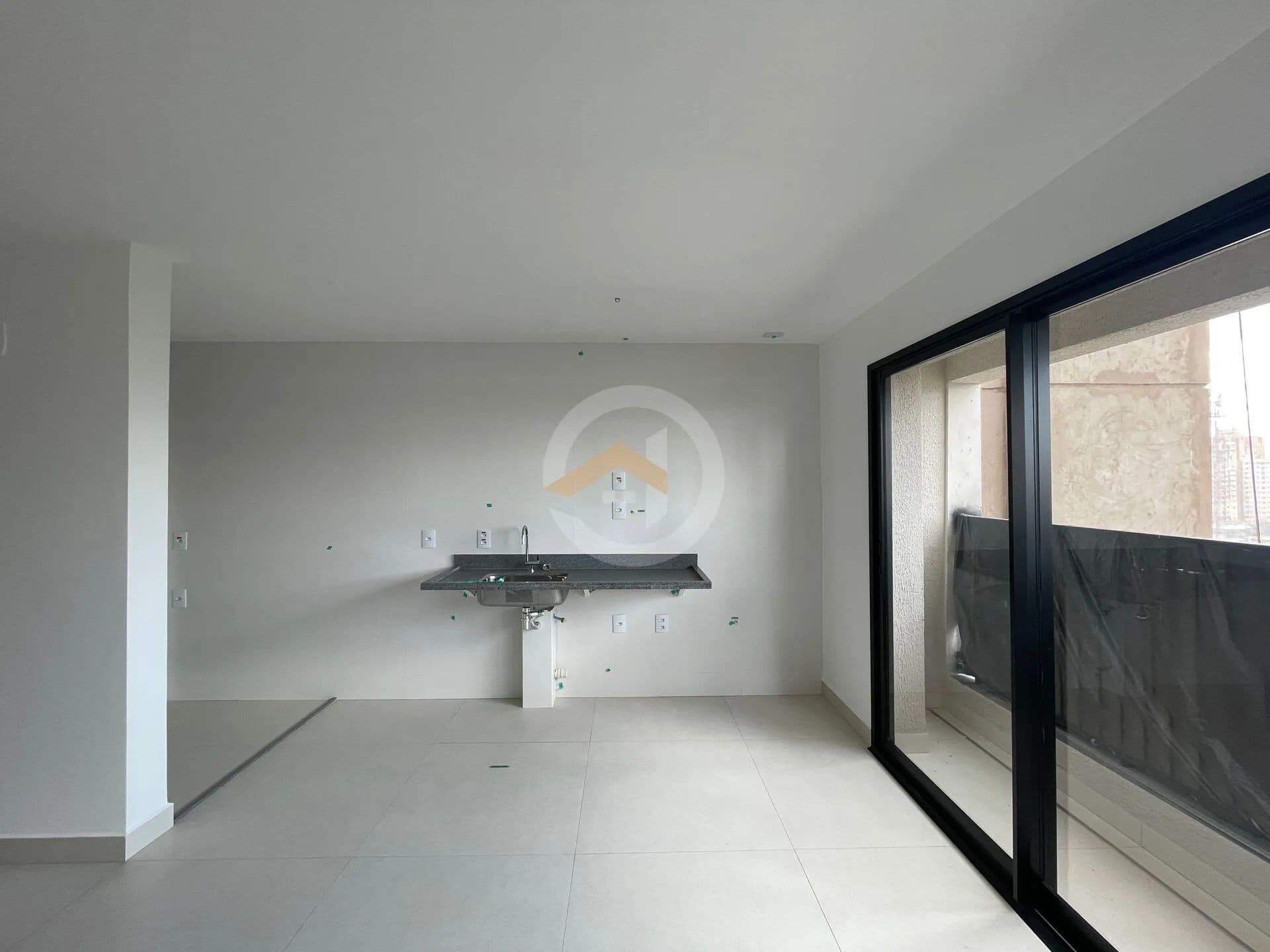 Apartamento 2 suítes no Setor Bueno mais lavabo