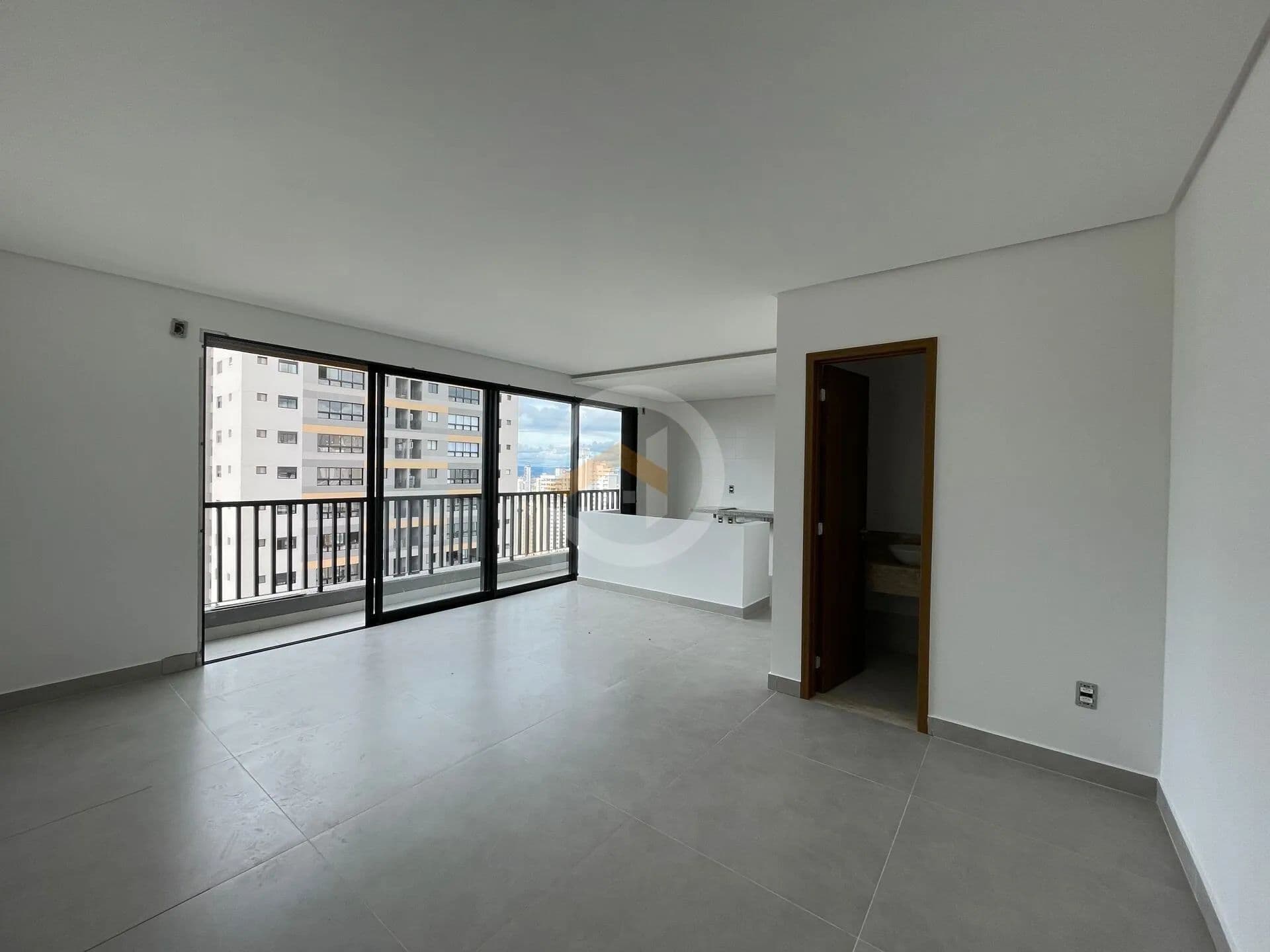 Apartamento 3 suítes no Setor Bueno