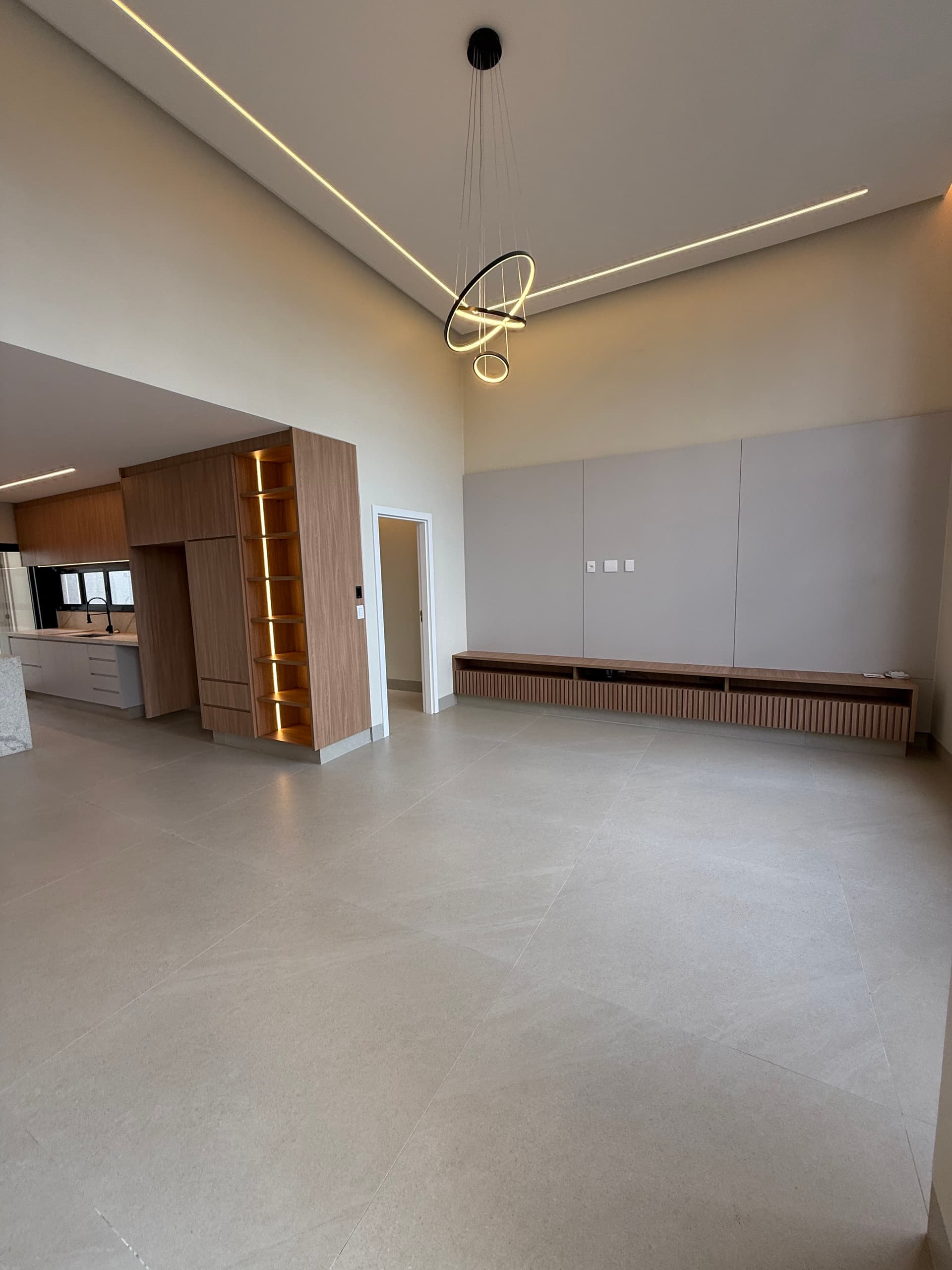 Casa térrea 4 suítes mais office com piscina no Parque Amazônia