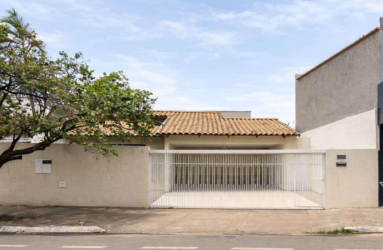 Casa terrea de 3 quartos a venda na vila lucy ao lado do setor sudoeste Goiania