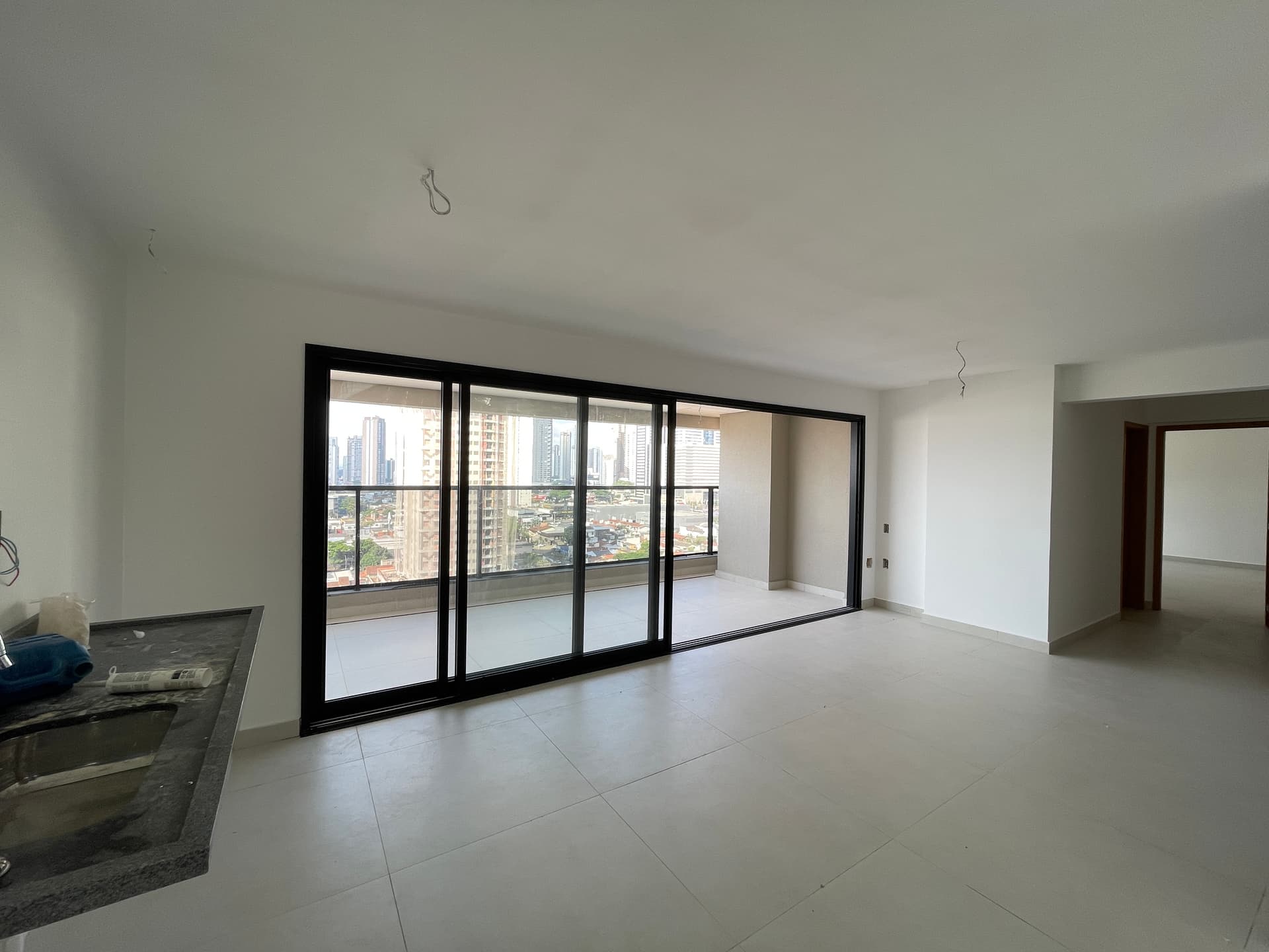 Apartamento 3 suítes no Setor Bueno