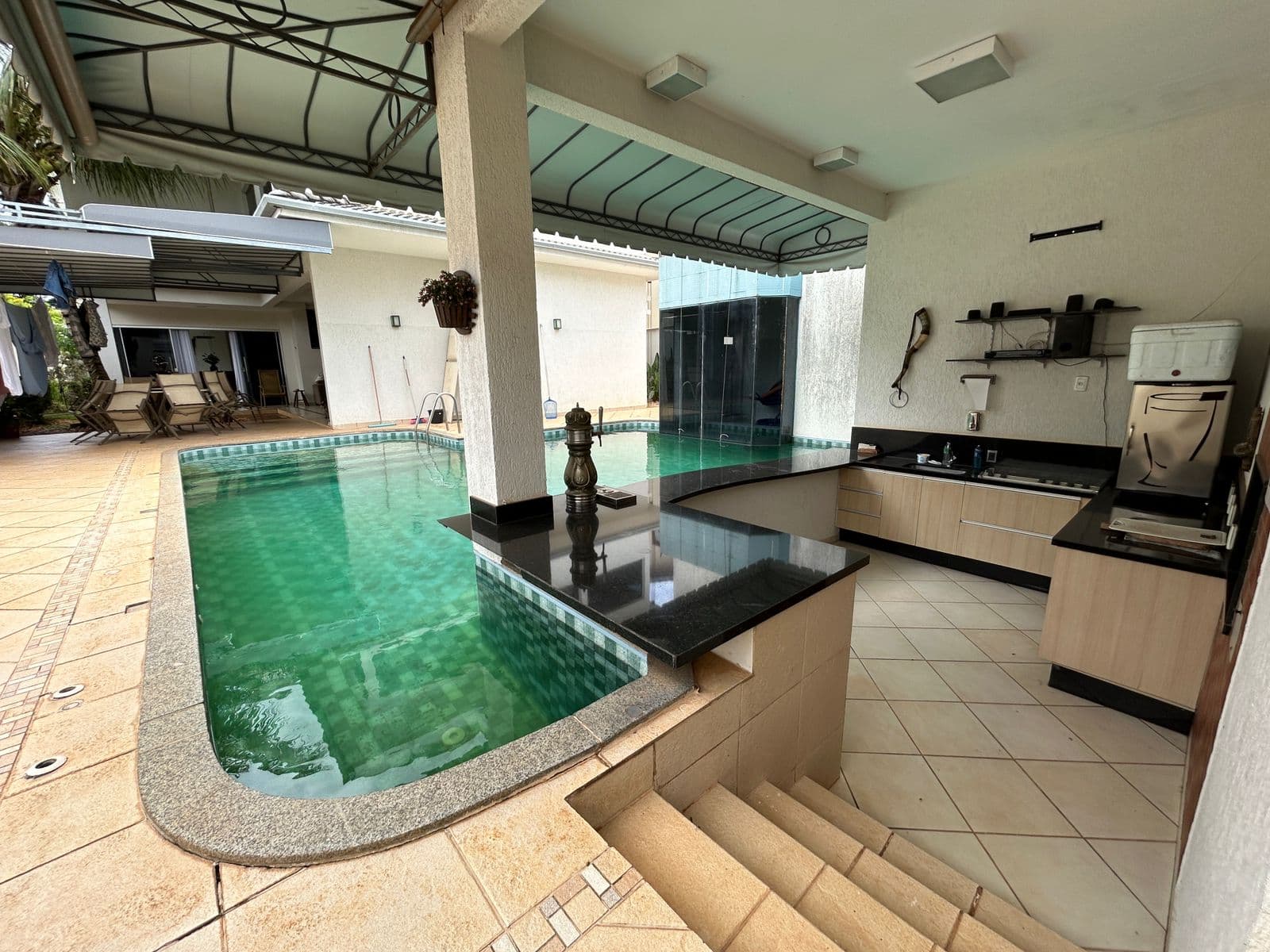 Casa de condominio fechado no Jardins Viena a Venda