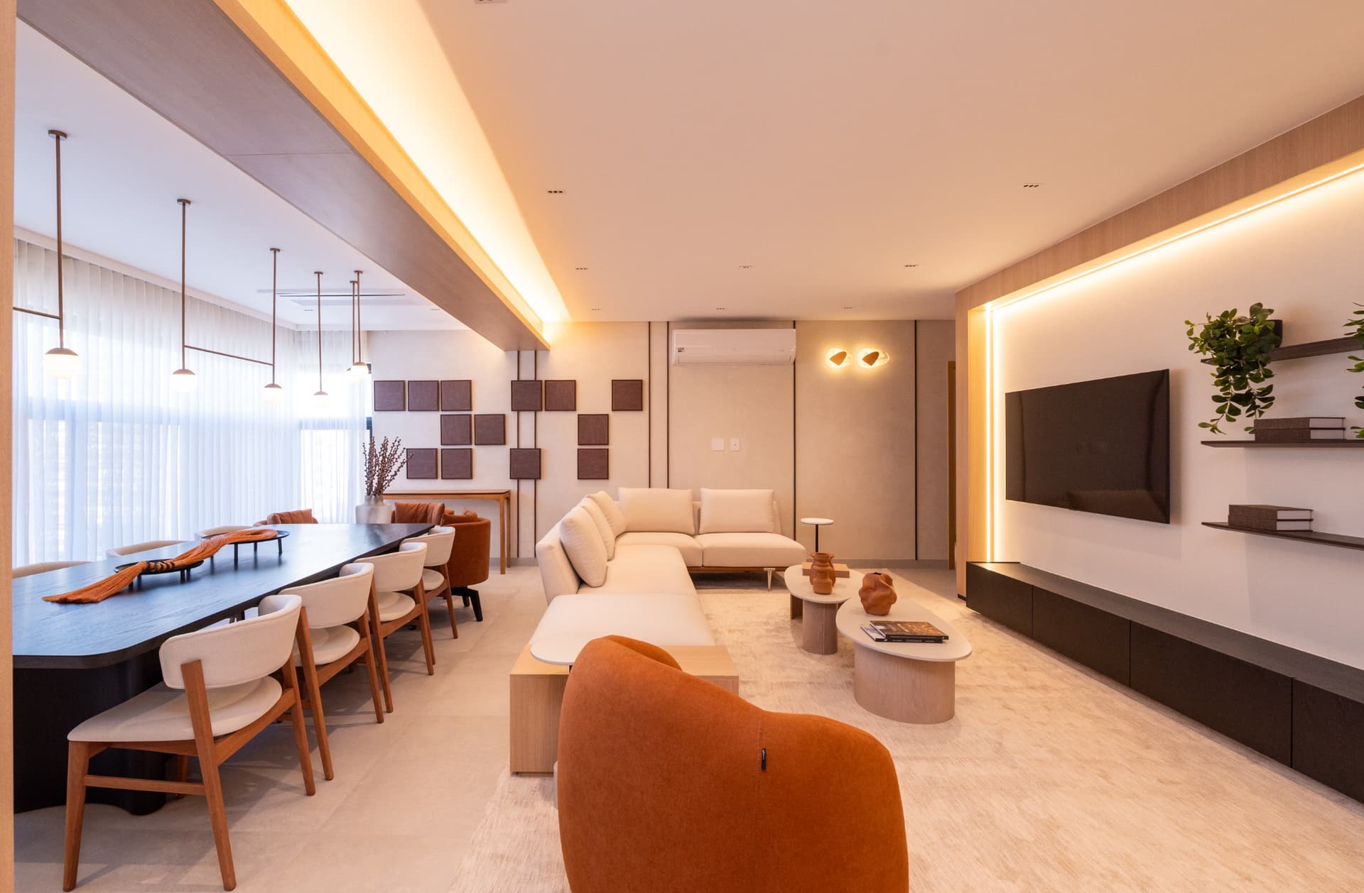 Apartamento de 3 suítes, Mobiliado e Decorado, no Setor Bueno