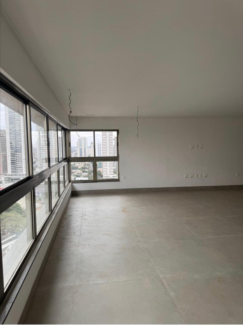 Treze 36 apartamento de 4 suítes no setor Marista