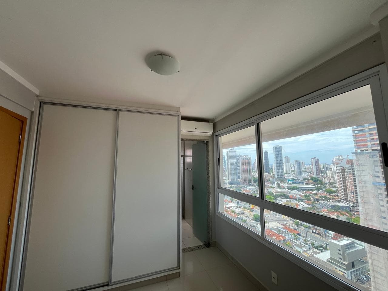 APARTAMENTO DUPLEX COM ARMÁRIOS PARA LOCAÇÃO – EASY LIFE | GOIÂNIA