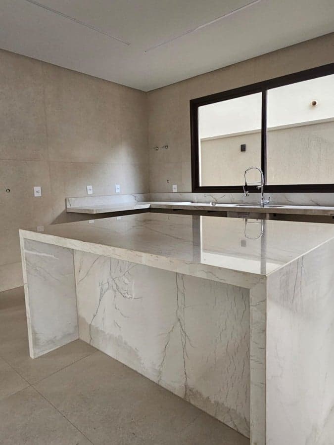 SOBRADO – JARDINS BOLONHA