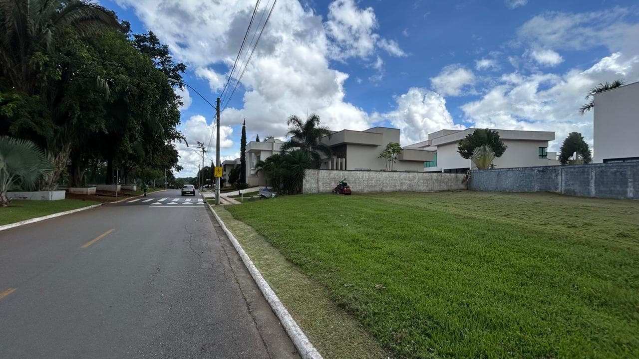 Lote Plano à Venda, 601m2, Condomínio do Lago