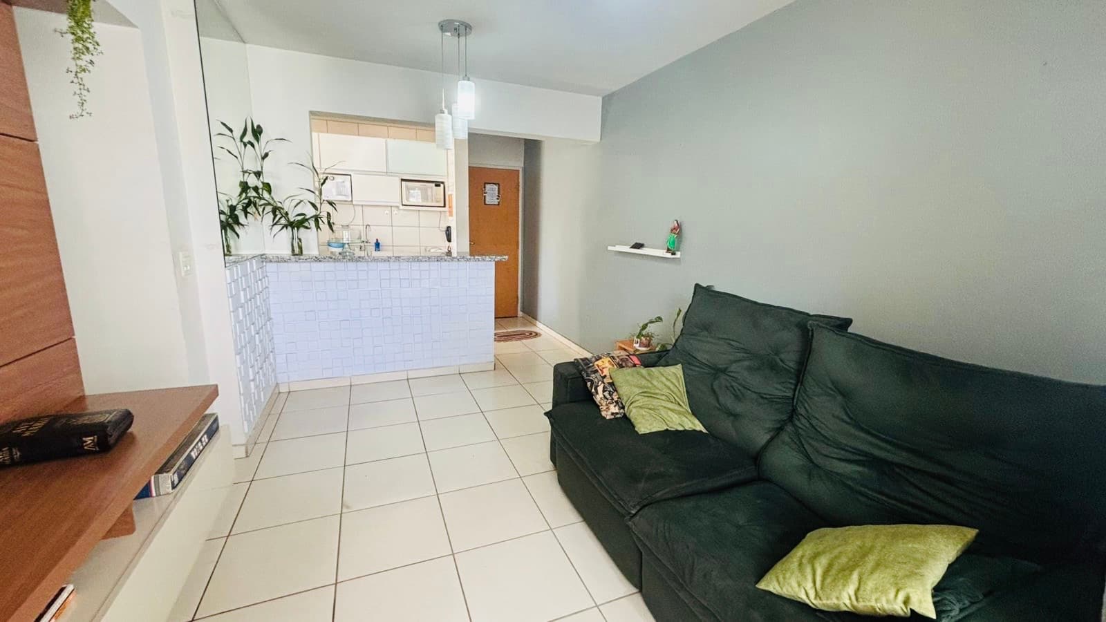 Apartamento à venda Condomínio Pedra do Sol 2 quartos 1 suíte 2 vagas, andar alto no Residencial Eldorado