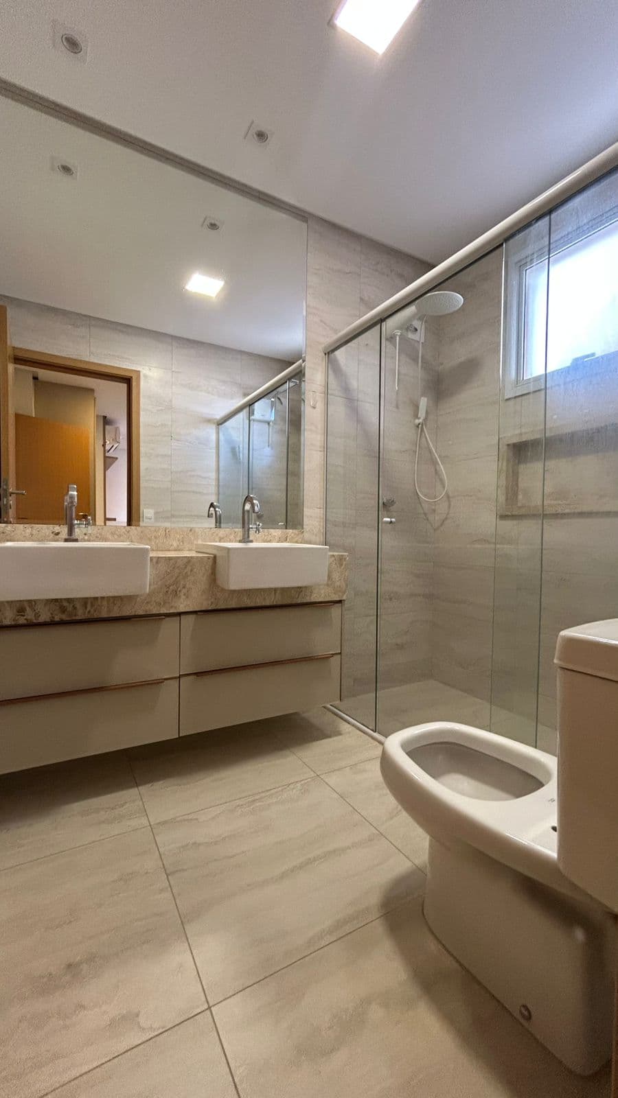 Apartamento à Venda com 3 Suítes, 122m2, Setor Beuno