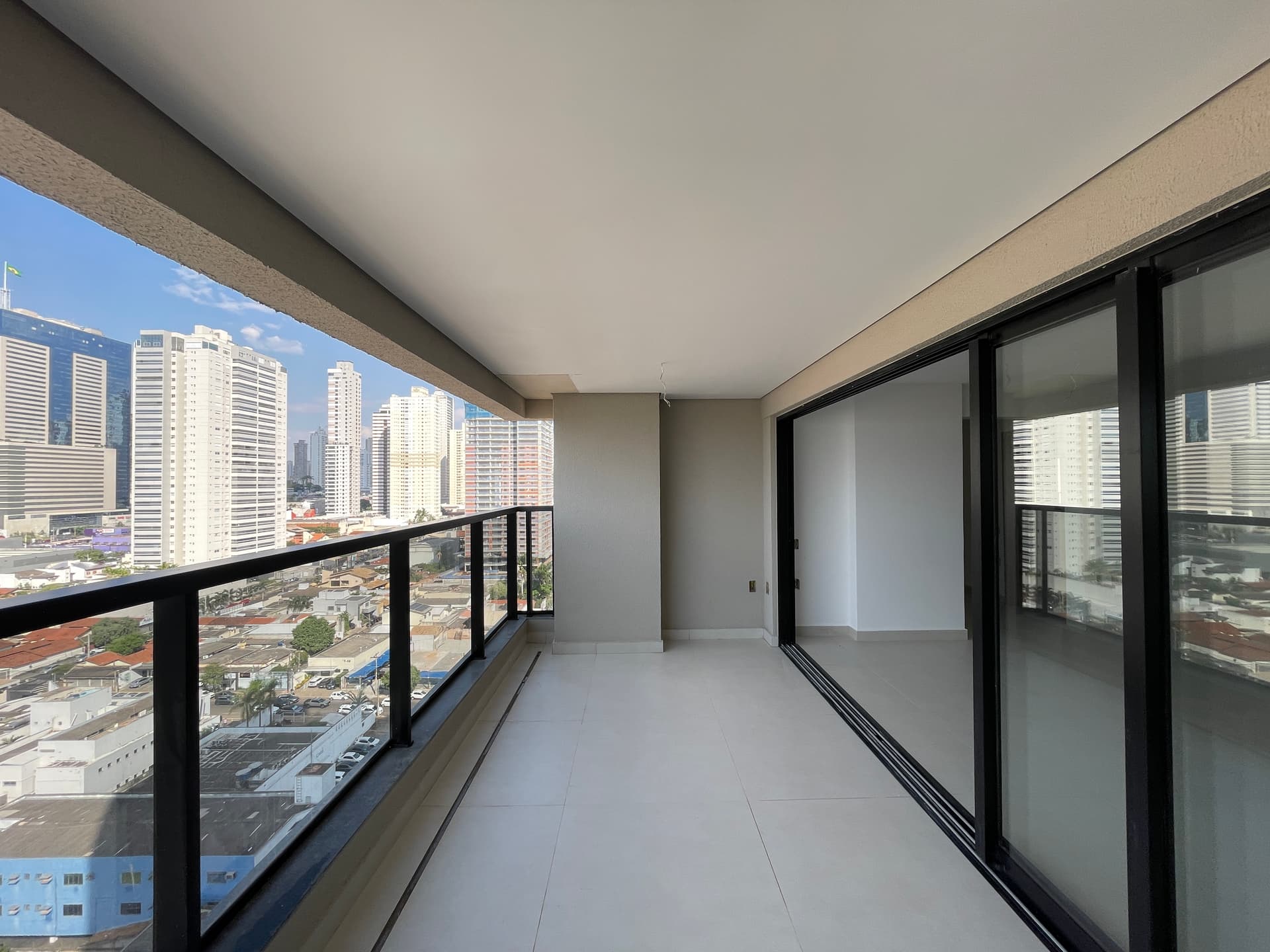 Apartamento 3 suítes no Setor Bueno