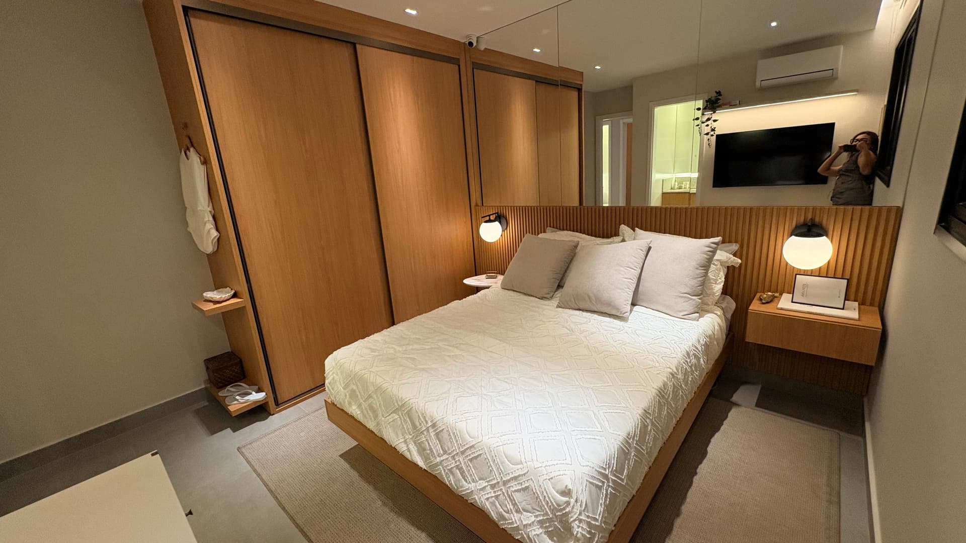 Apartamento 2 Quartos com Suíte e Varanda no FR. Atlant | Jardim Atlântico
