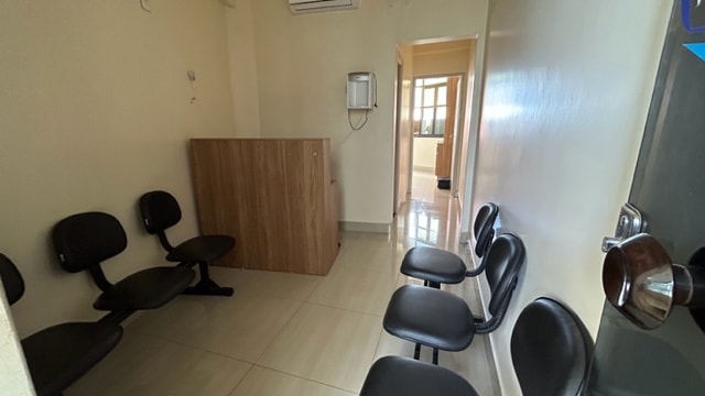 Sala comercial no centro para alugar Ed.Moacir Teles