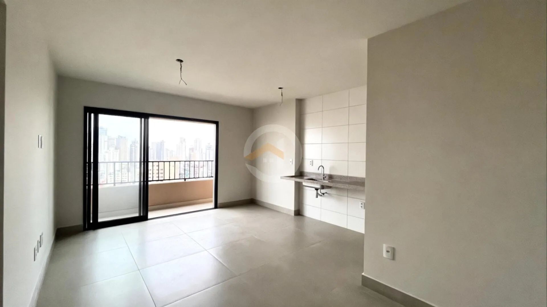 Apartamento A Venda | 3 Quartos Sendo 1 Suíte | 75M² | Setor Bueno | Goiânia - GO