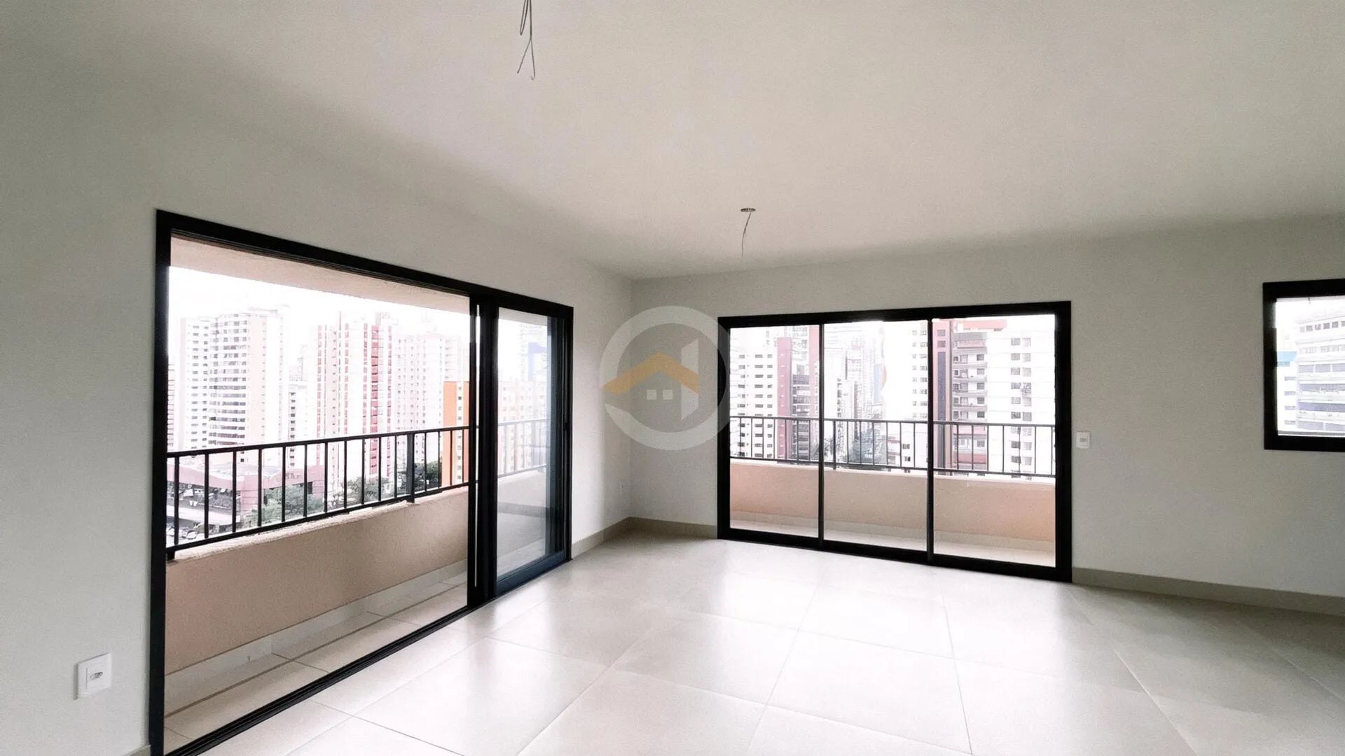 Apartamento A Venda | 3 Quartos Suítes | 105M² | Setor Bueno | Goiânia - GO