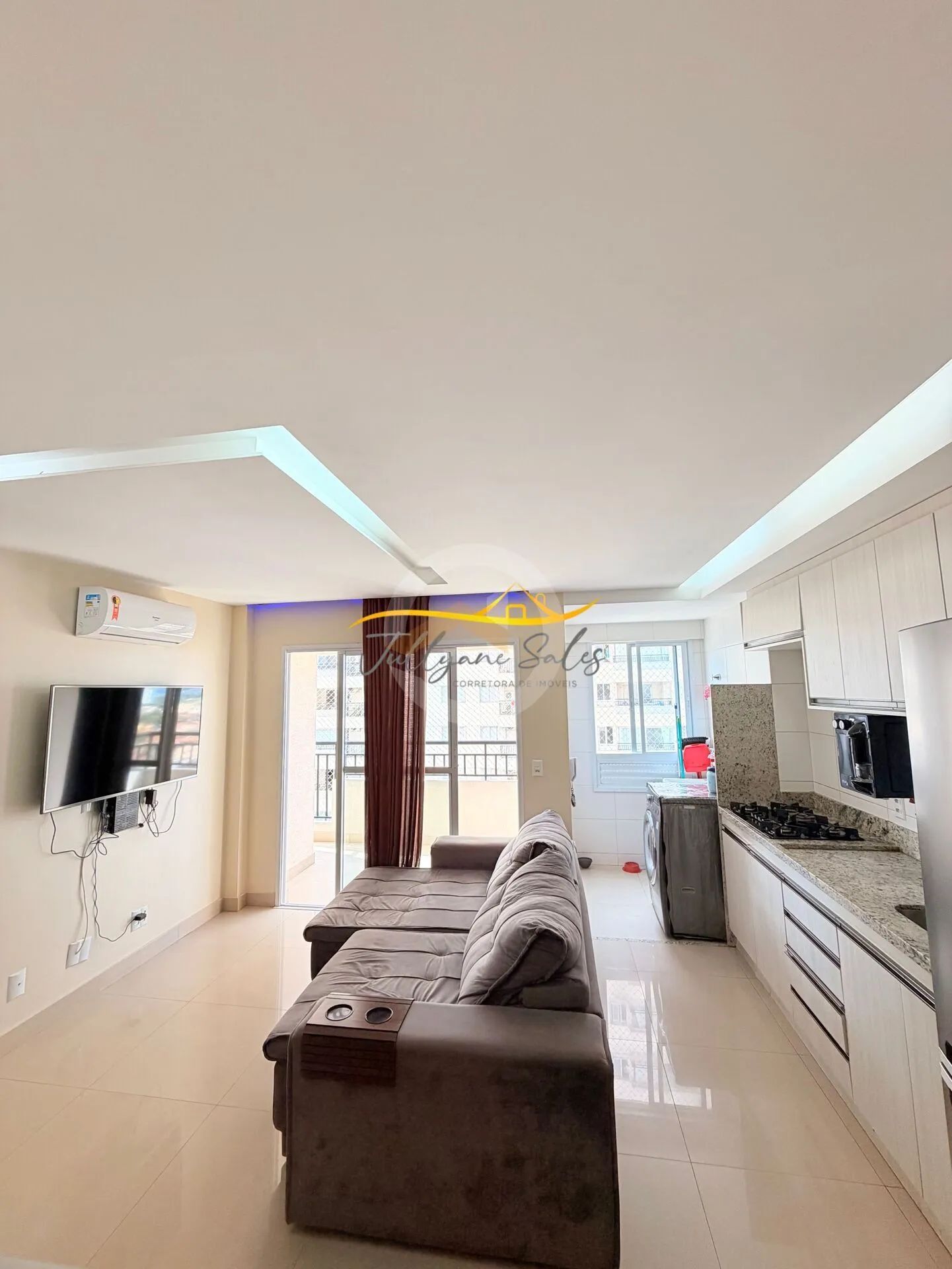 Apartamento à venda  com 2 quartos 1 suite, andar alto, Setor Sudoeste no bairro Vila Lucy - Goiânia