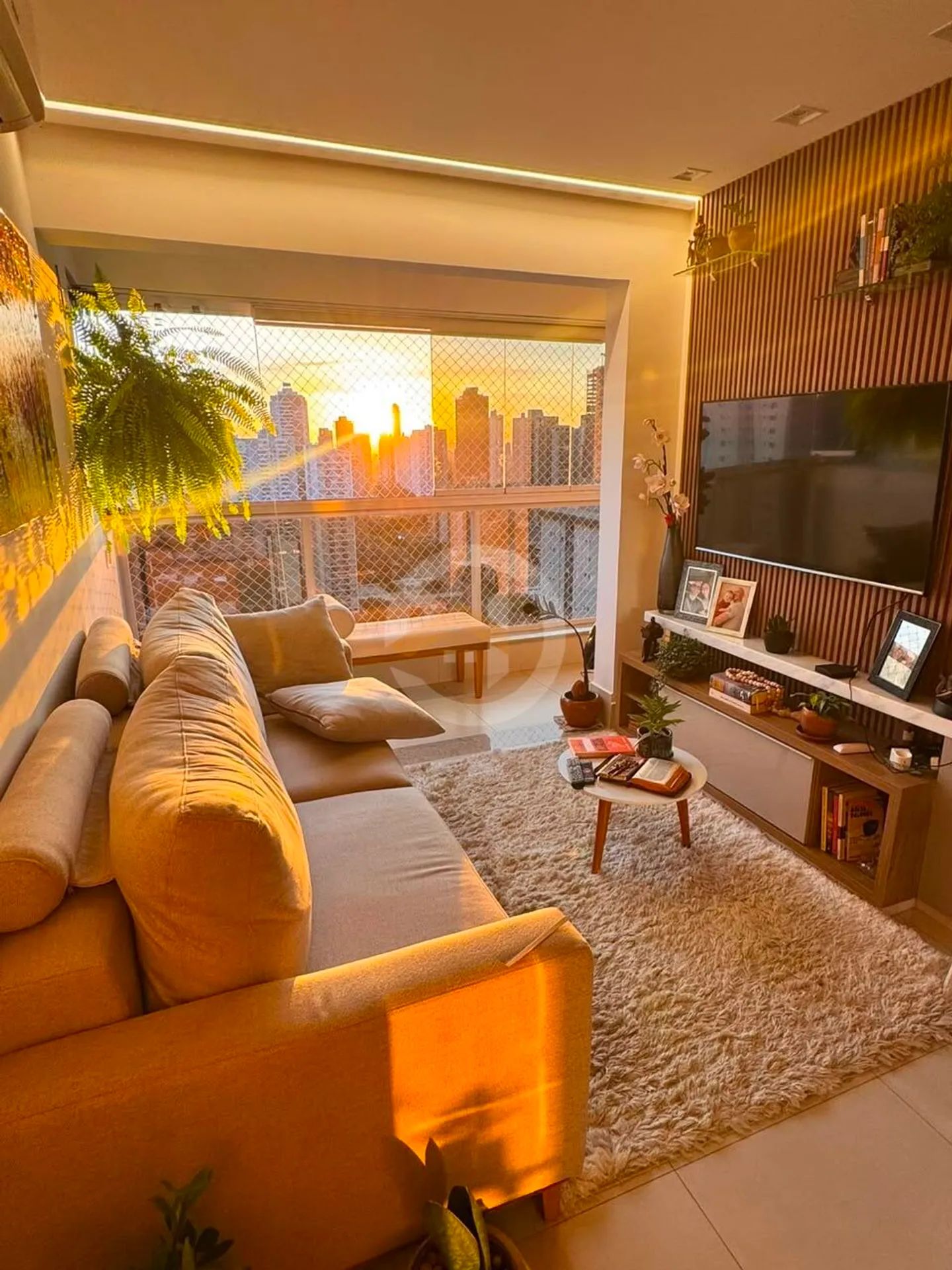 Apartamento 2 Quartos Mobiliado e Decorado - Setor Bueno