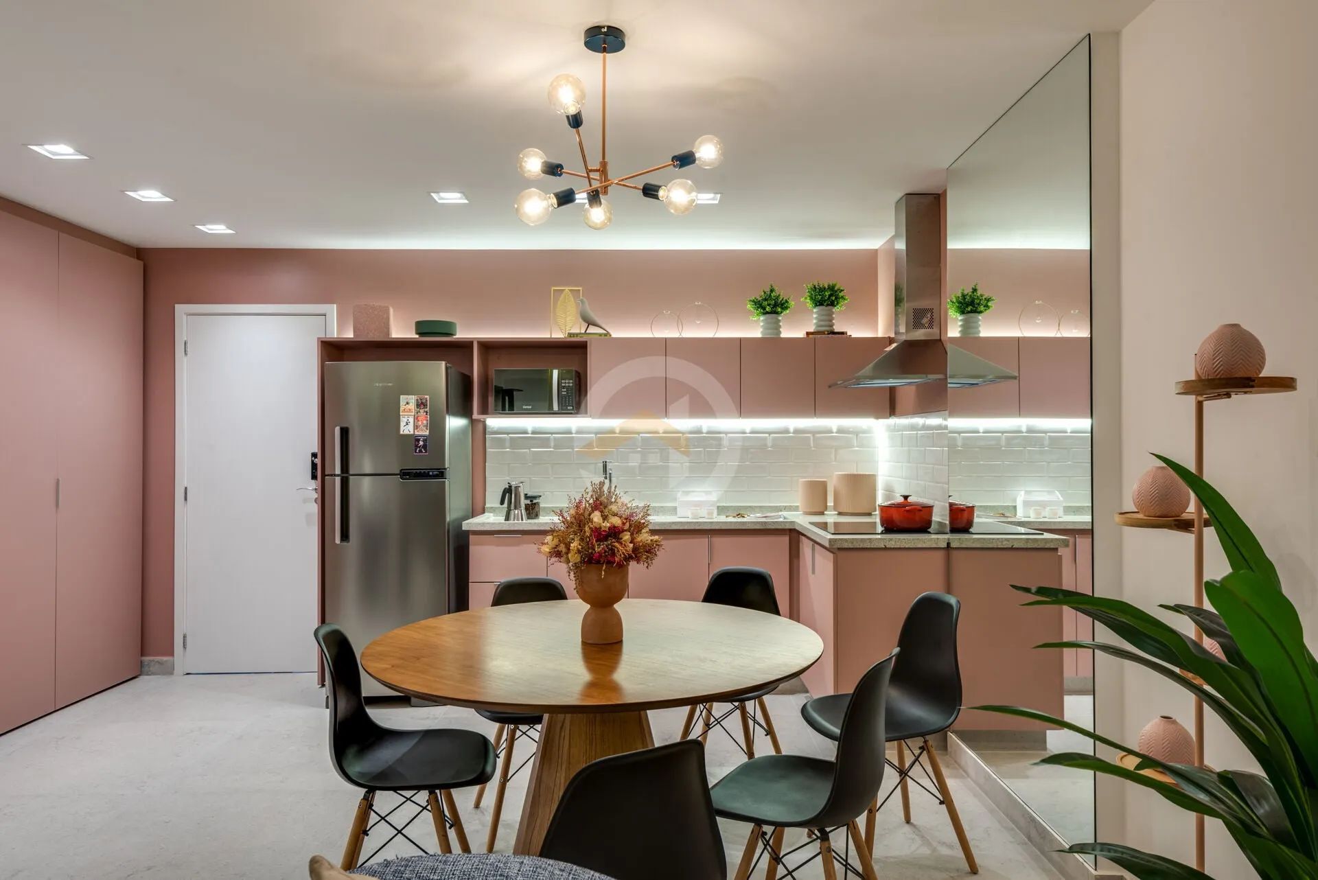 Apto Garden 2 Suítes na Av. T-9 Bueno – 92m² Pronto para Mudar!