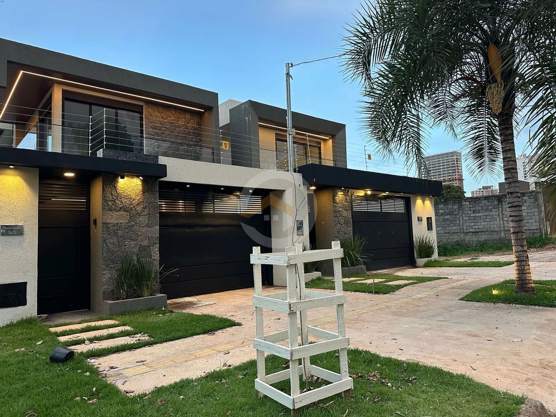 Sobrado 3 suítes no Jardim Atlântico em Frente ao Parque Cascavel