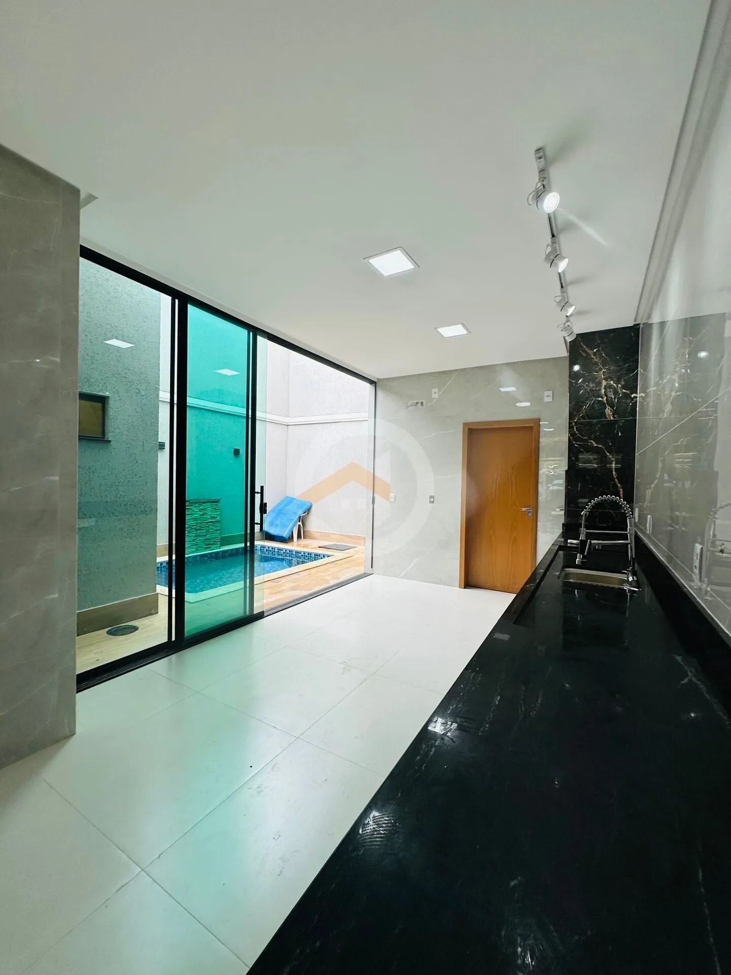 CASA Á VENDA JARDIM ATLÂNTICO NOVA
