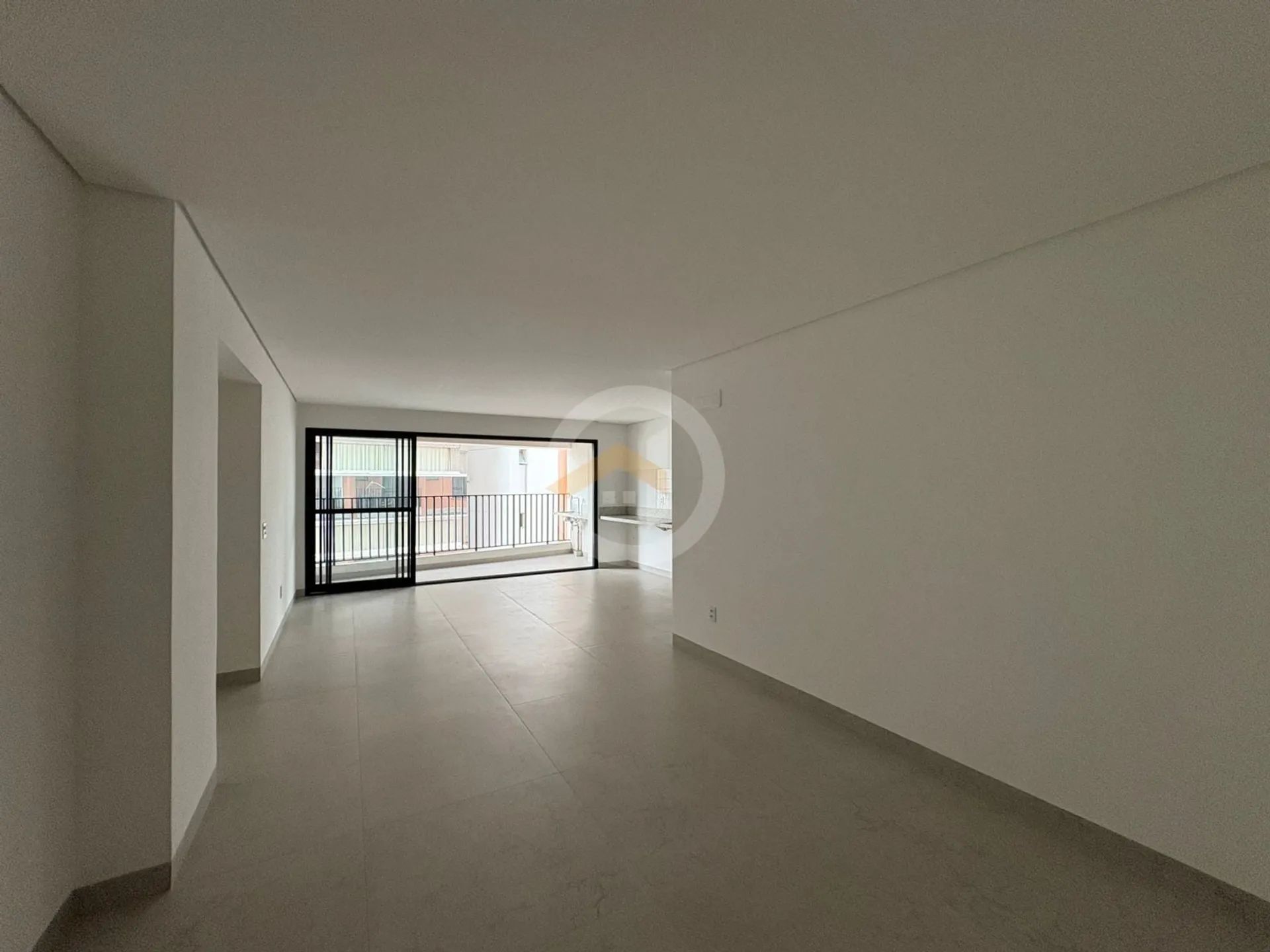 Apartamento 3 suítes no Setor Oeste