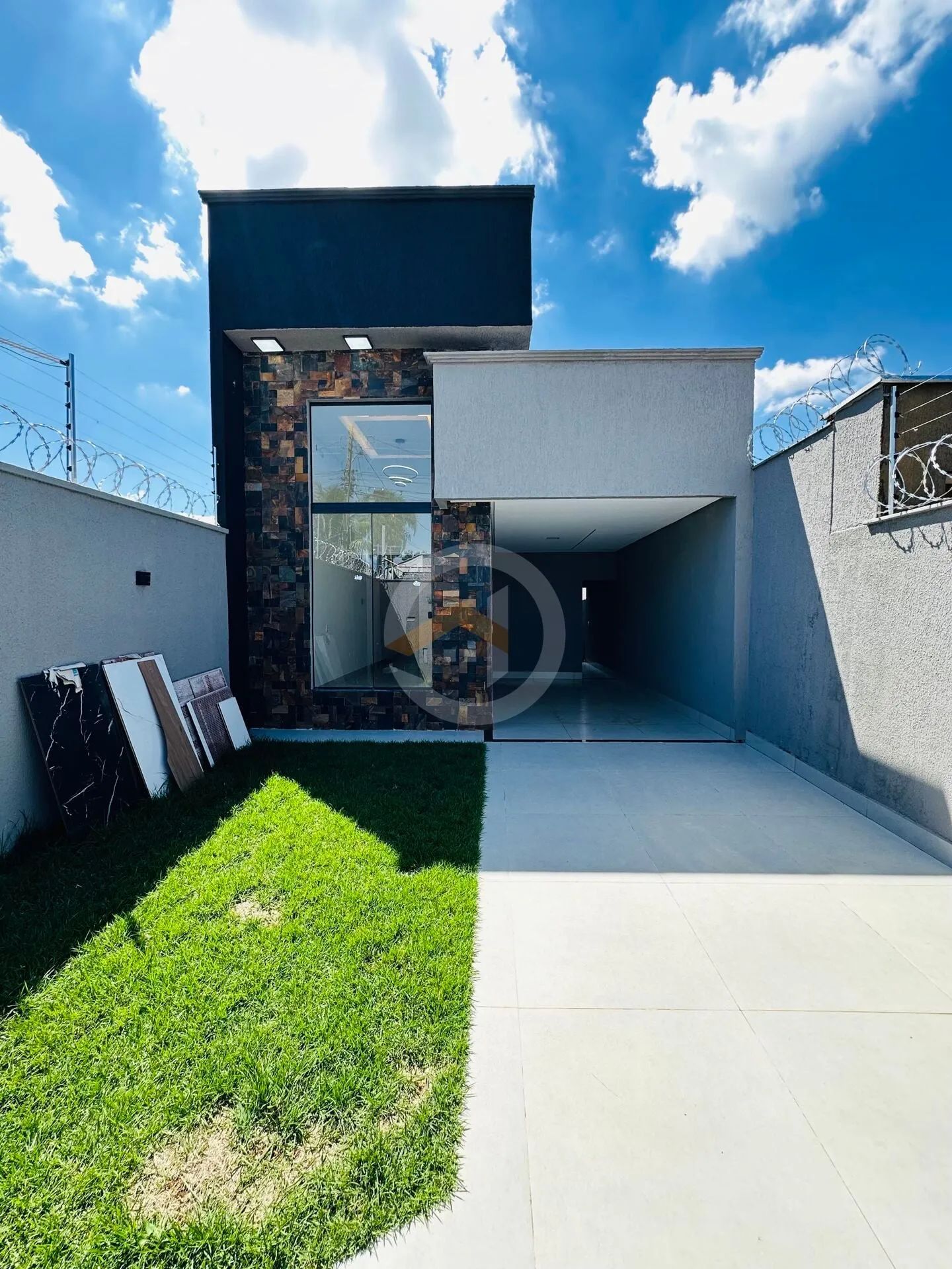 CASA CIDADE SATELITE ZERO ENTRADA
