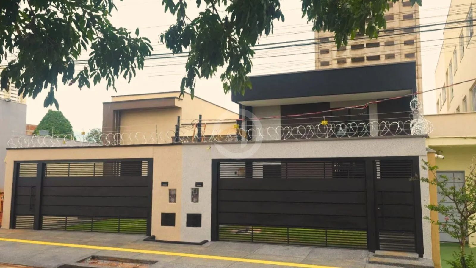 Casa Térrea, 3 suítes no Jardim Atlântico – Goiânia