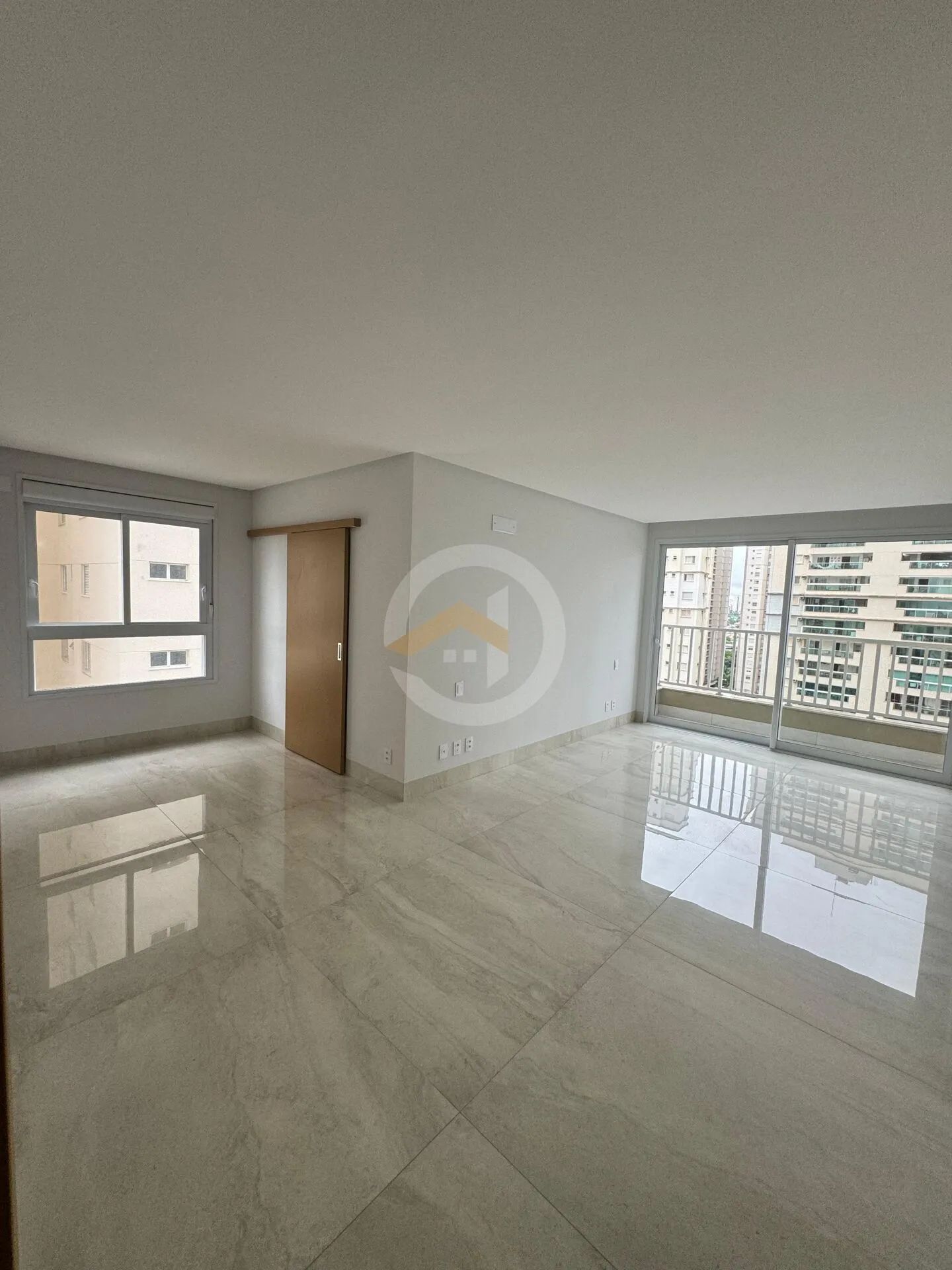 Penthouse 4 suítes 360m² Jardim Goiás