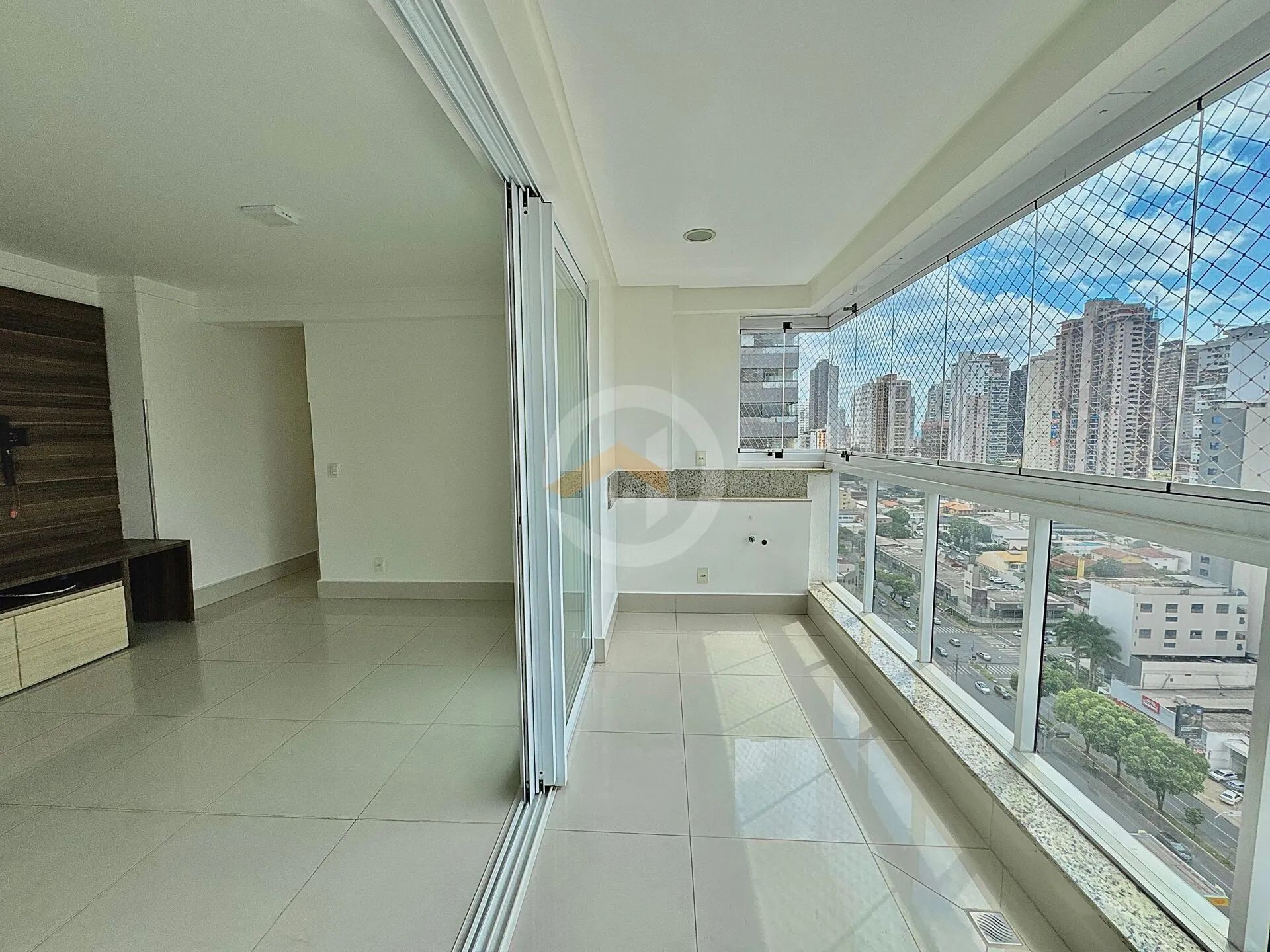 Like Bueno ,Apartamento de 3 suites,94 m2 , próximo ao Goiânia Shopping e Praça t23 , melhor lazer da região