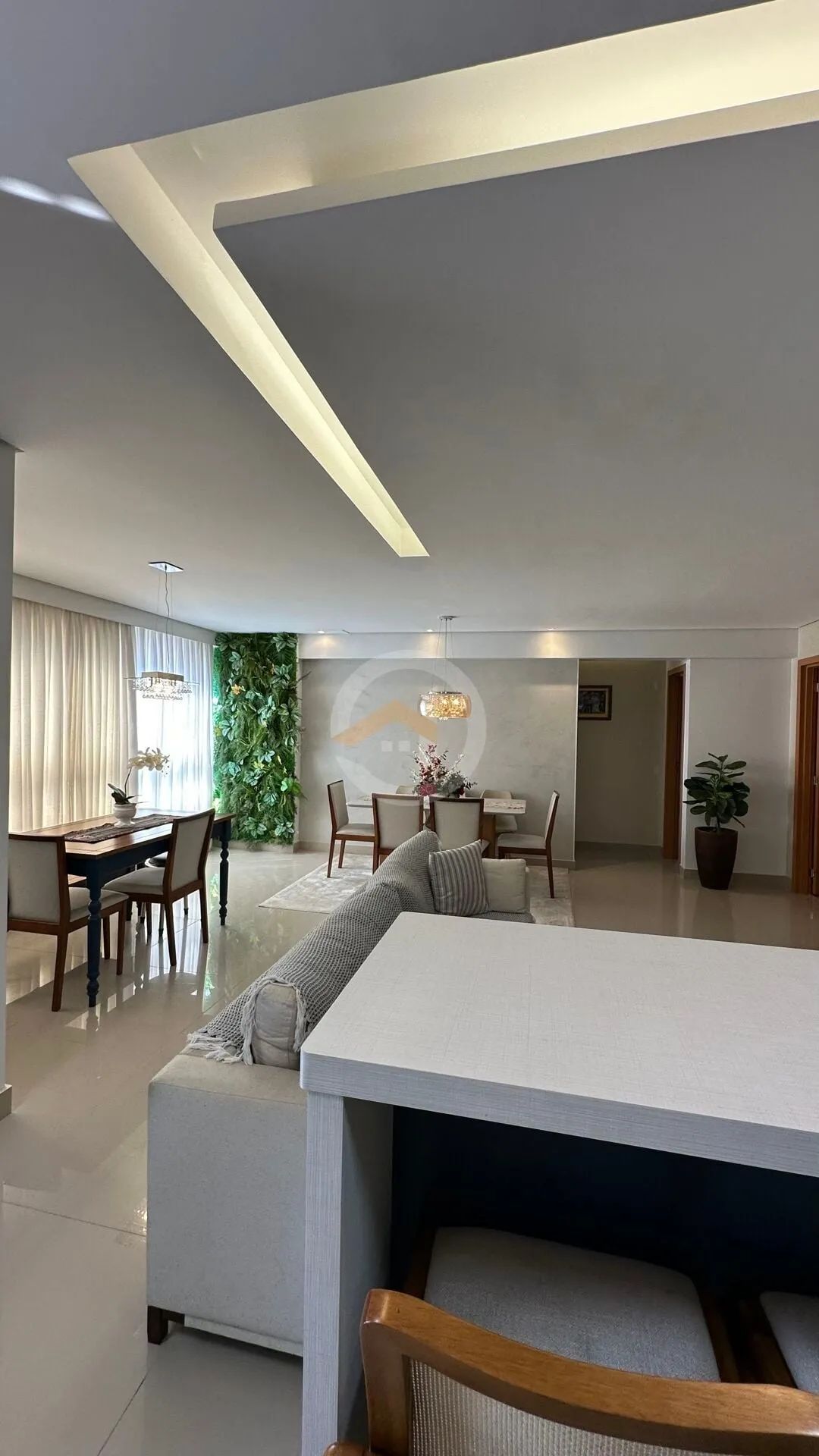 Apartamento 3 suítes Mobiliado e decorado, Setor Bueno