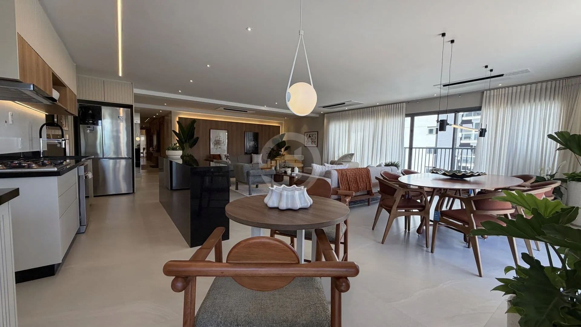 Apartamento 4 suítes Mobiliado e Decorado ,Setor Oeste