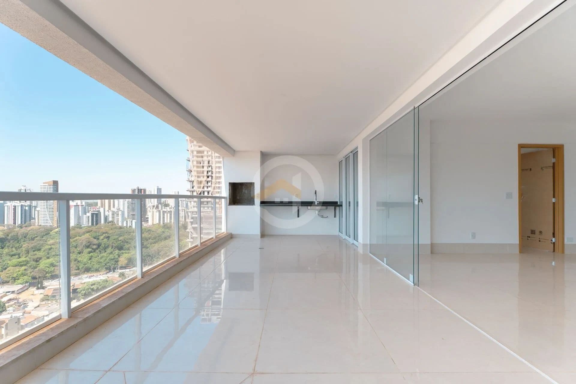 Apartamento 3 suítes 139 m² com varanda gourmet no Setor Marista