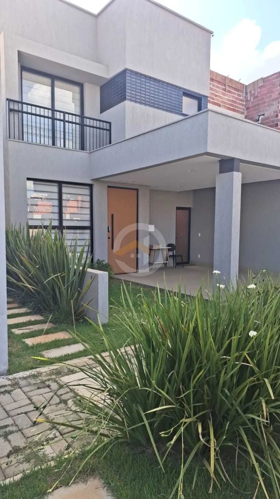 Sobrado 3 suítes, 143m² no Jardim Imperial, Aparecida de Goiânia
