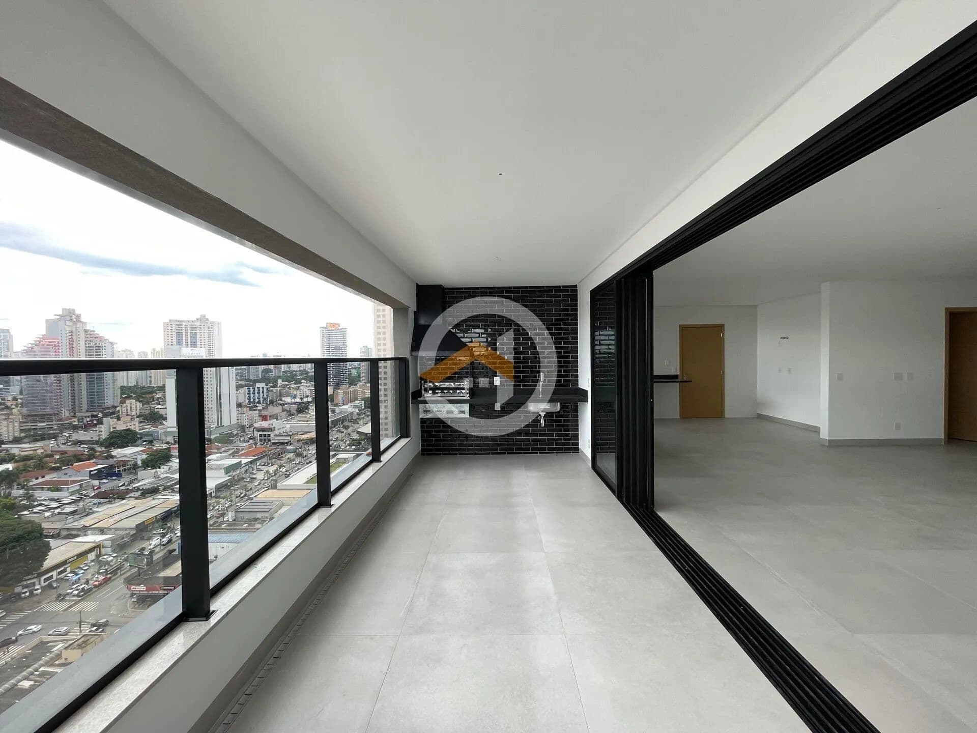 Apartamento mobiliado de 3 Quartos no Setor Bueno