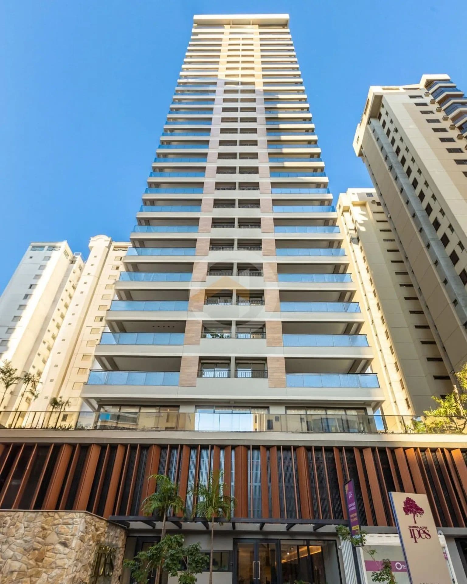 Apartamento de 3 Quartos no Setor Bueno