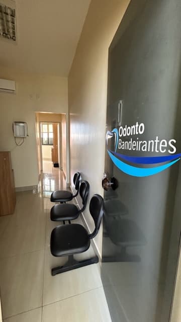 Sala comercial no centro para alugar Ed.Moacir Teles