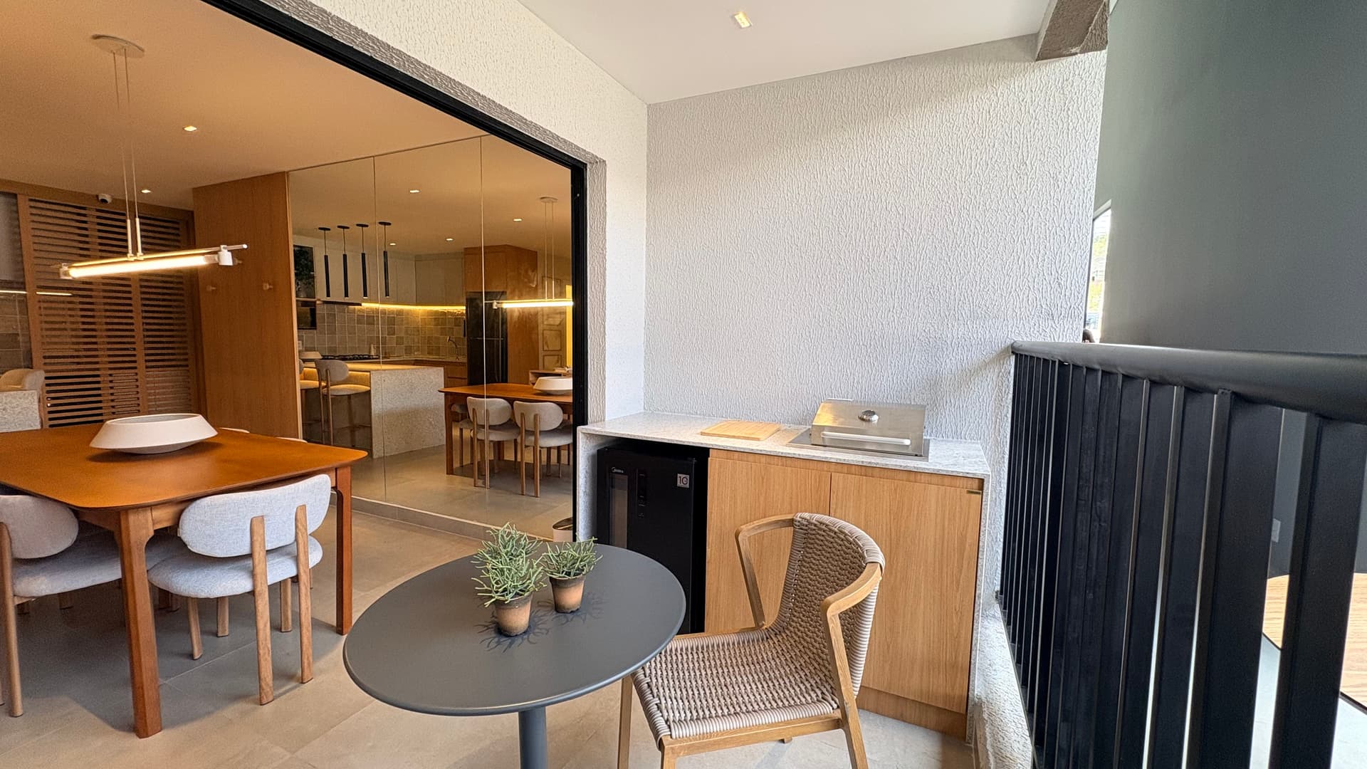 Apartamento 3 Quartos com Suíte e Varanda 74m² | FR. Atlant | Jardim Atlântico